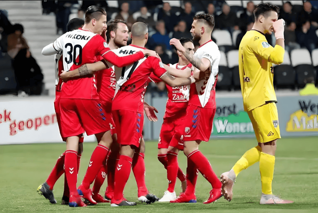 荷甲赛程吃紧；斯图加特转会期远射贴柱；话题不断；阵容厚度经受考验(25种均线经典形态图解)-开云体育官网