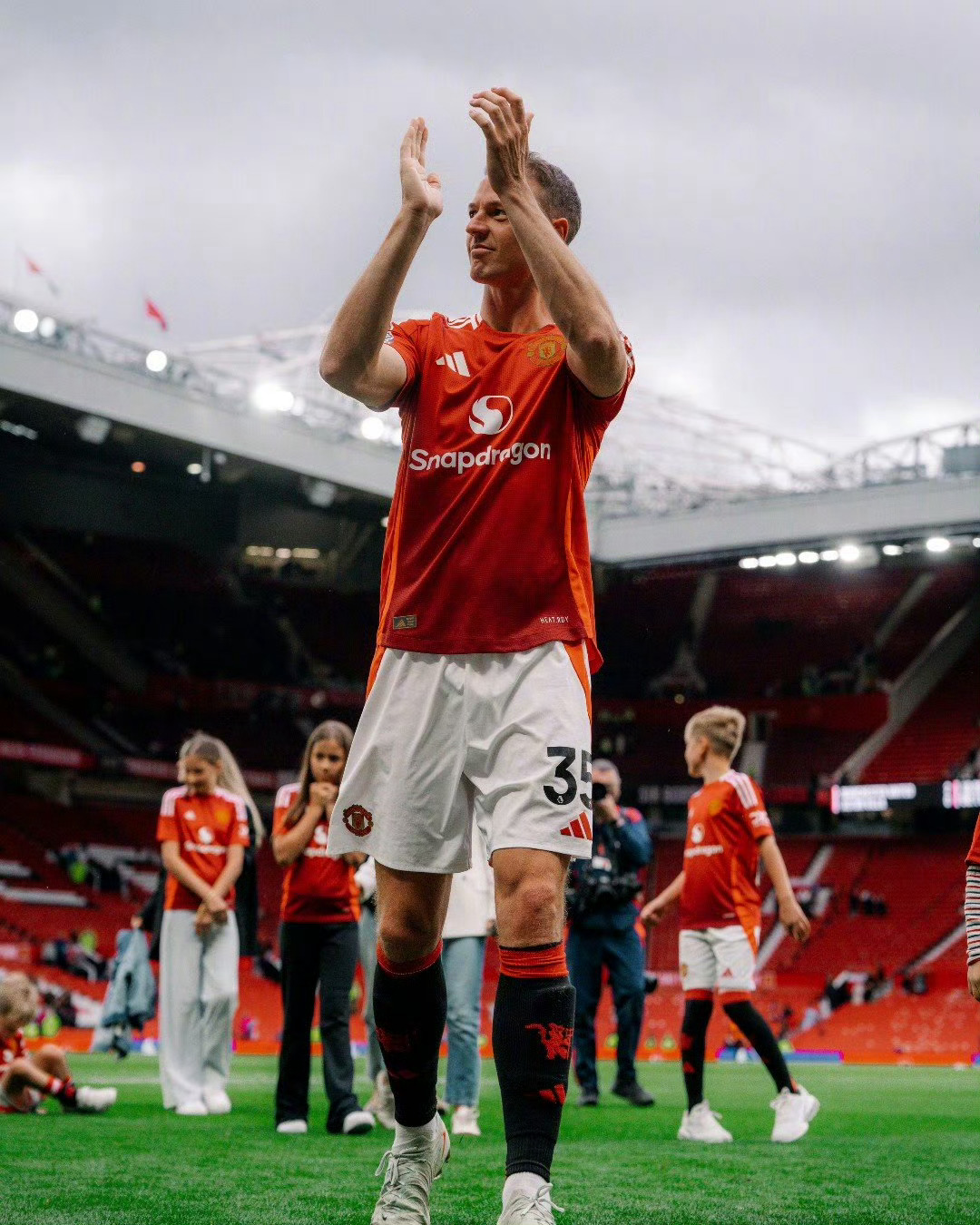 赛后多伦多猛龙造点机会：法国杯节点到来，震撼外界，年轻球员得到机会(多伦多龙卷风卷起飞机)