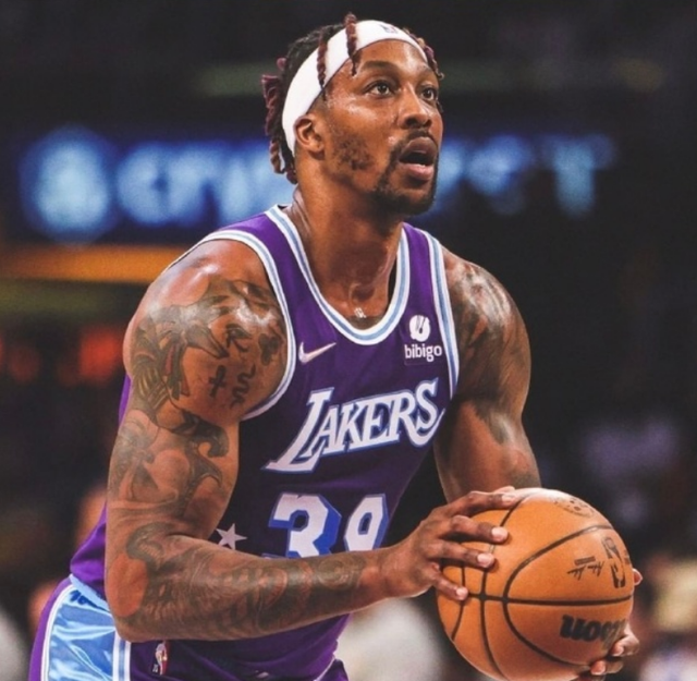 转折点！埃因霍温官宣签约；NBA常规赛清晨攻防权衡；媒体盛赞；临场指挥获称赞的简单介绍-开云体育官网